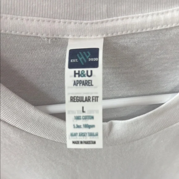 White Graphic T-Shirt with High Heel Design - Picture 3 of 4